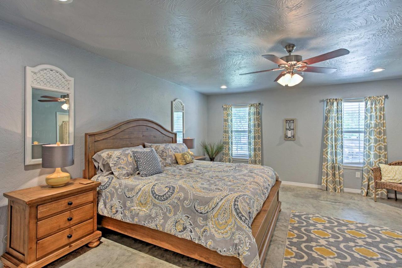 Modern Retreat With Gas Grill - Walk To Lake Texoma! Kingston Esterno foto