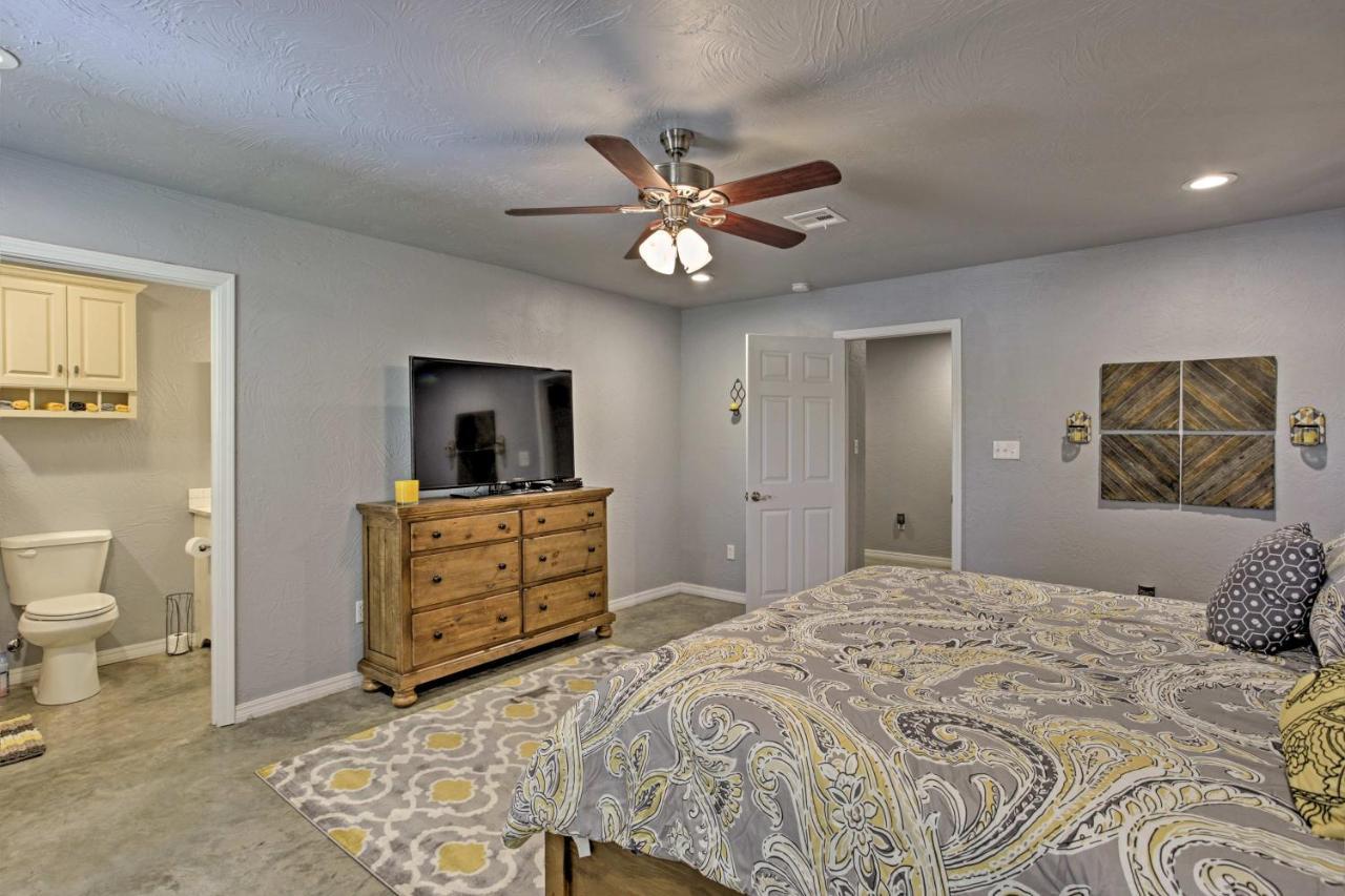 Modern Retreat With Gas Grill - Walk To Lake Texoma! Kingston Esterno foto
